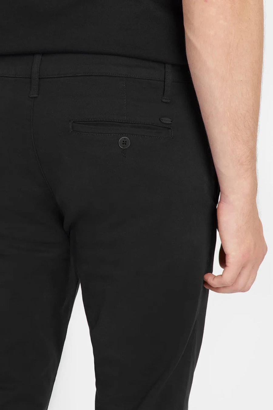 Calça Chino Bolso Reto Color Sólida Preto — foto 4 de 5