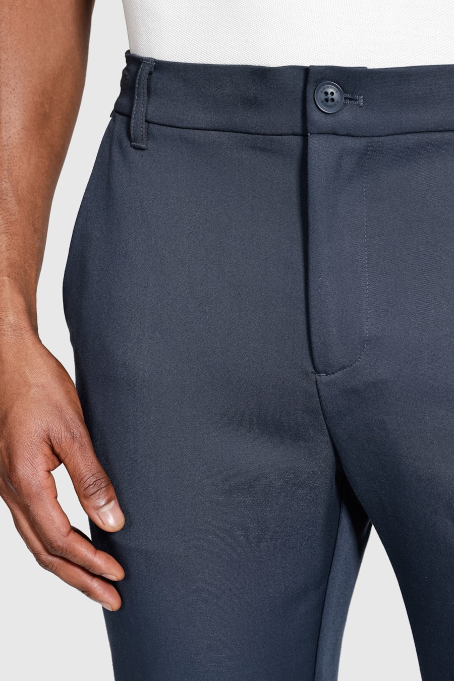 Calça Chino Clássica Slim Travel Marinho — foto 3 de 6