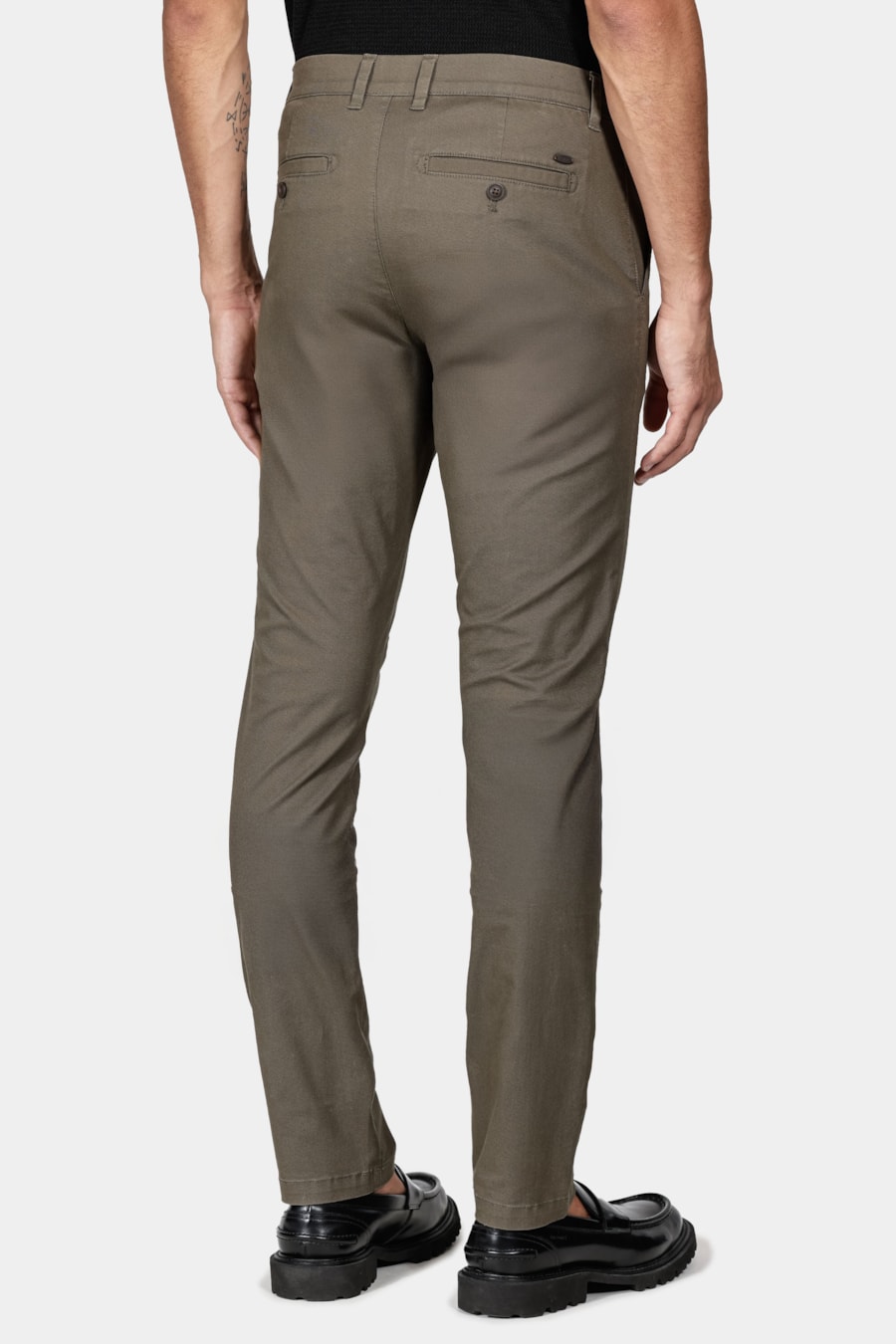 Calça Chino Clássica Verde Militar — foto 5 de 6