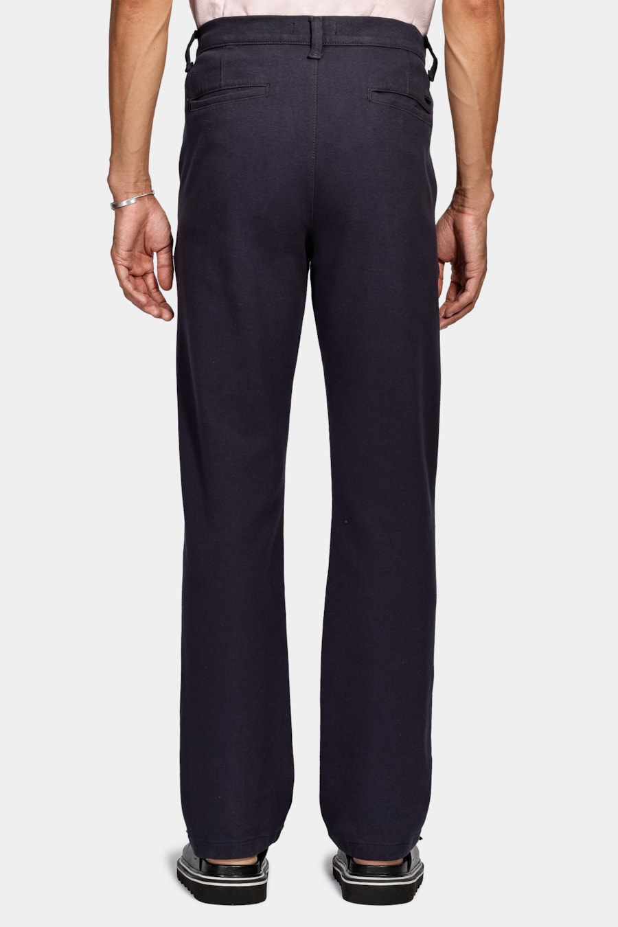Calça Chino Color Regular Comfort Chumbo — foto 5 de 5