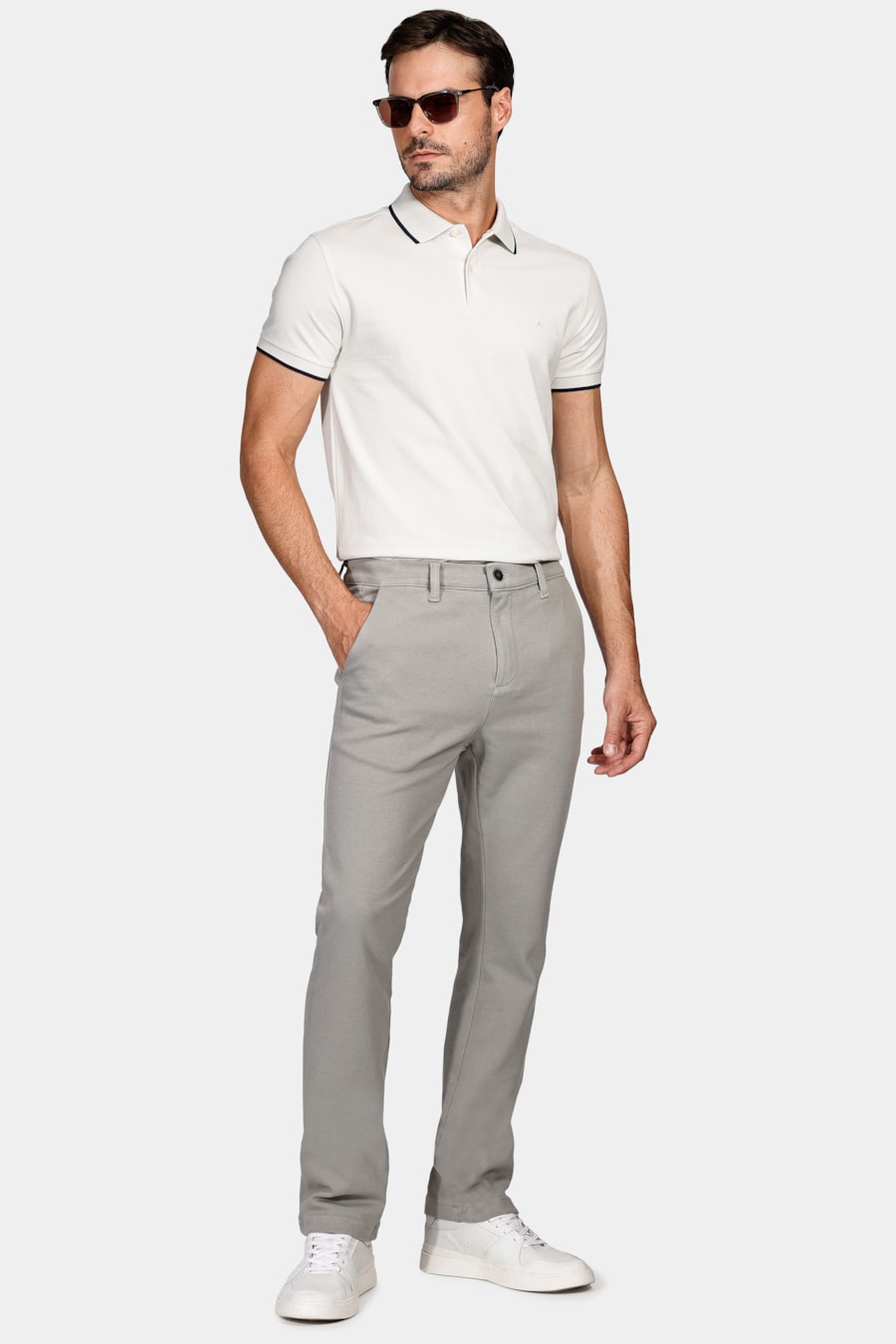 Calça Chino Color Regular Comfort Fendi — foto 2 de 5