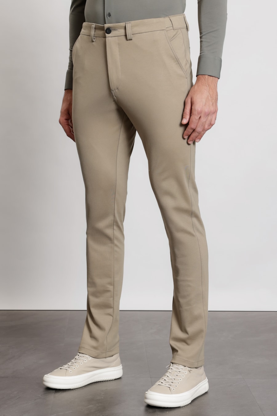 Calça Chino de Malha Moovex Fendi — foto 1 de 6