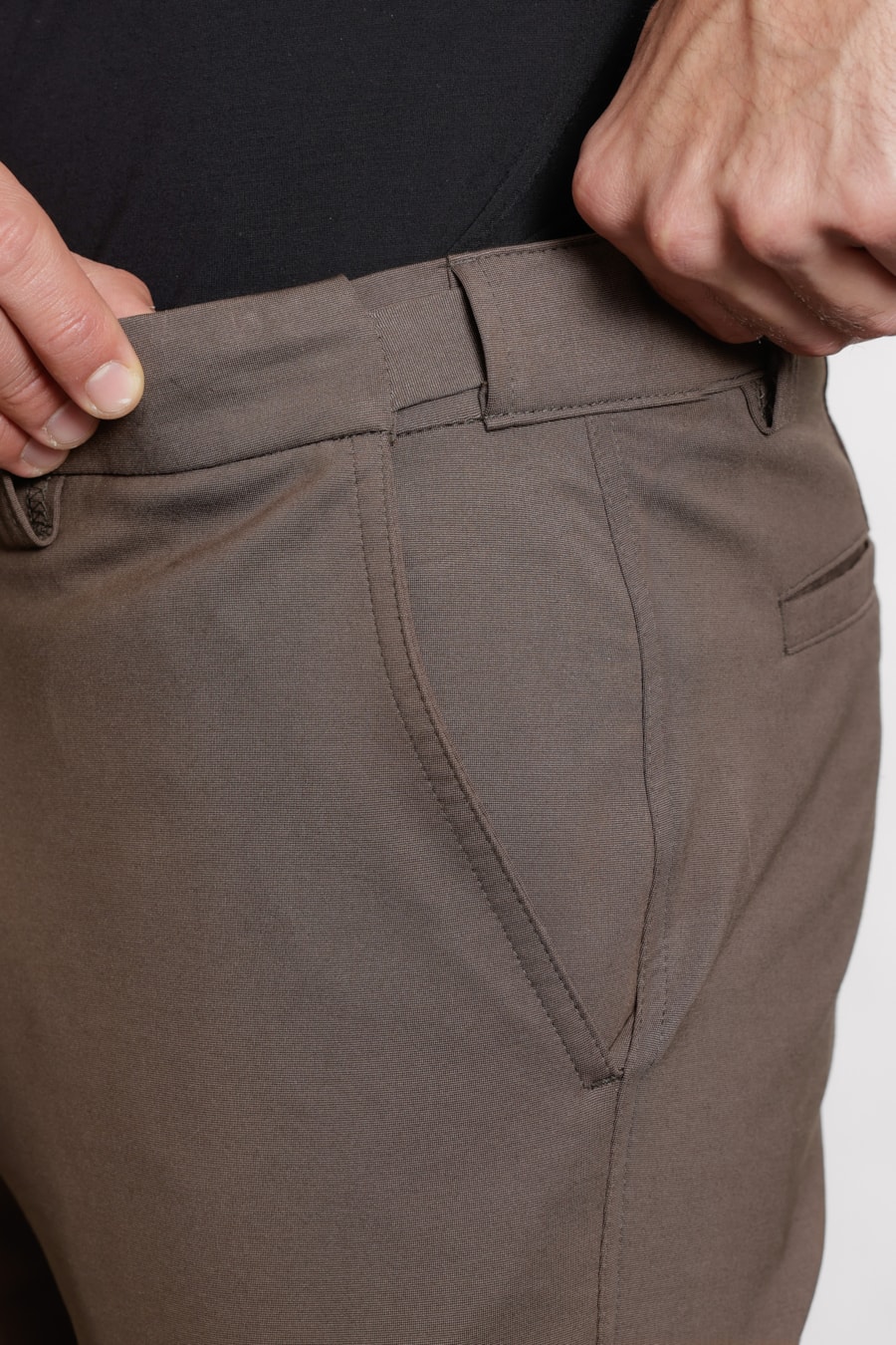 Calça Chino de Malha Moovex Verde Militar — foto 3 de 6