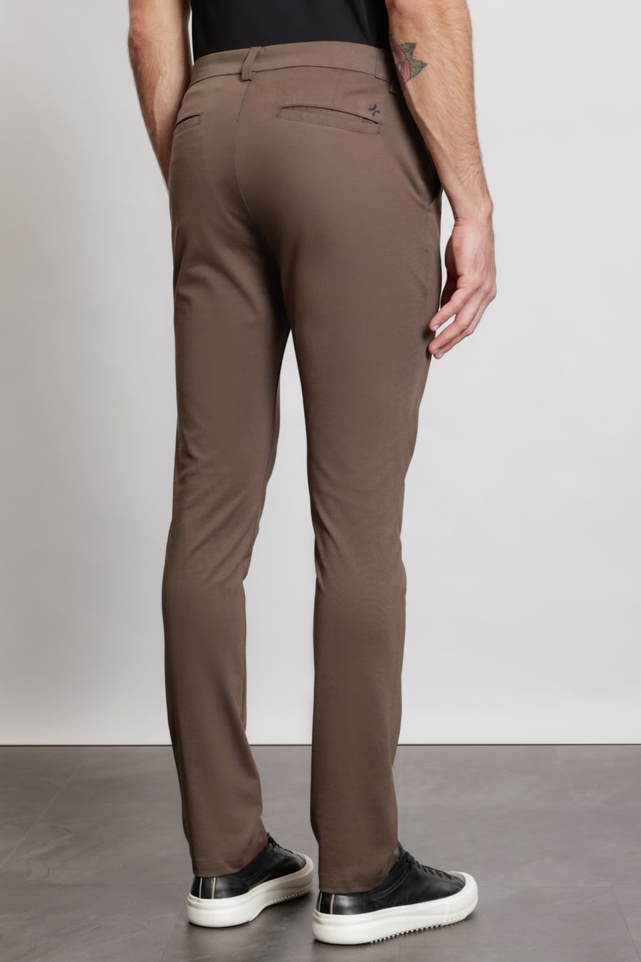 Calça Chino de Malha Moovex Verde Militar — foto 5 de 6