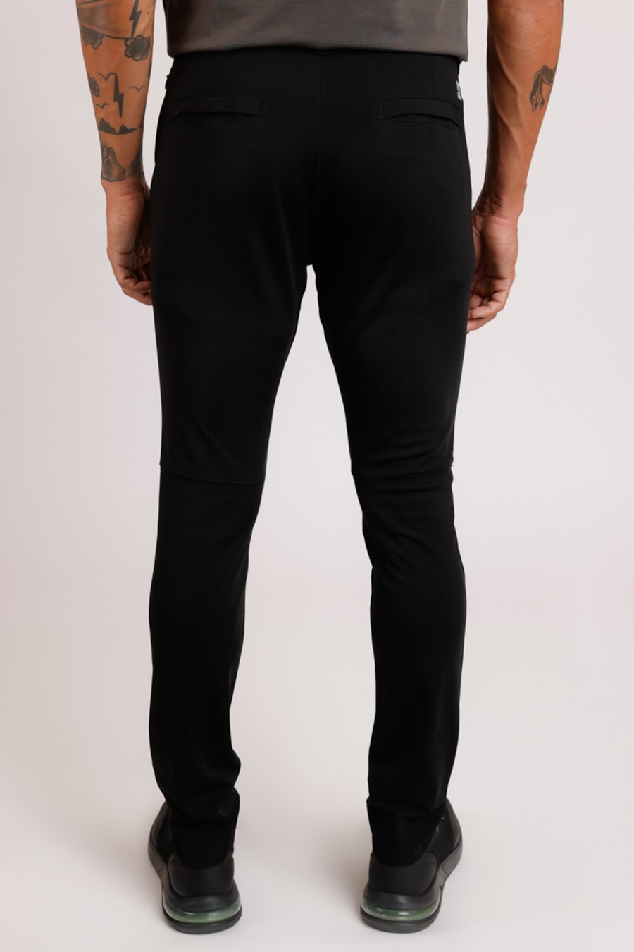 Calça Chino de Malha Urban Preto — foto 5 de 5