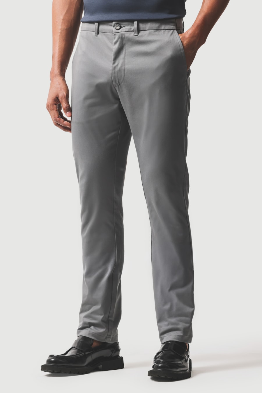 Calça Chino Estilo Moovex Cinza Escuro — foto 1 de 6
