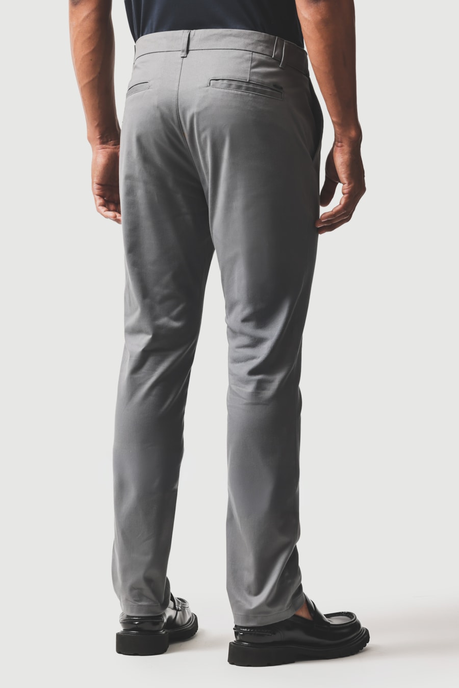 Calça Chino Estilo Moovex Cinza Escuro — foto 5 de 6
