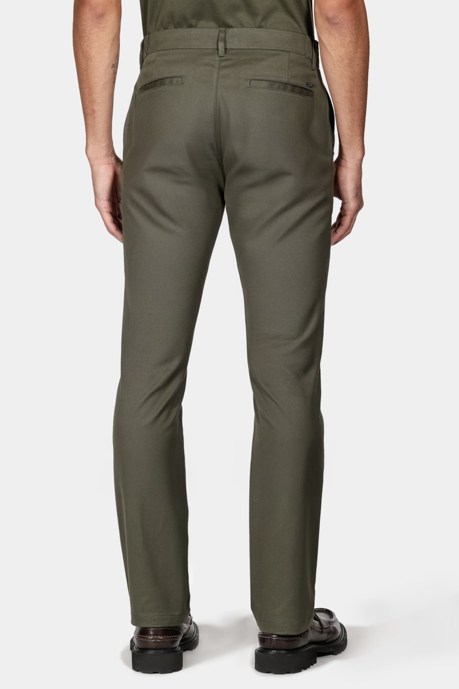 Calça Chino Estilo Moovex Verde Pantano — foto 4 de 5