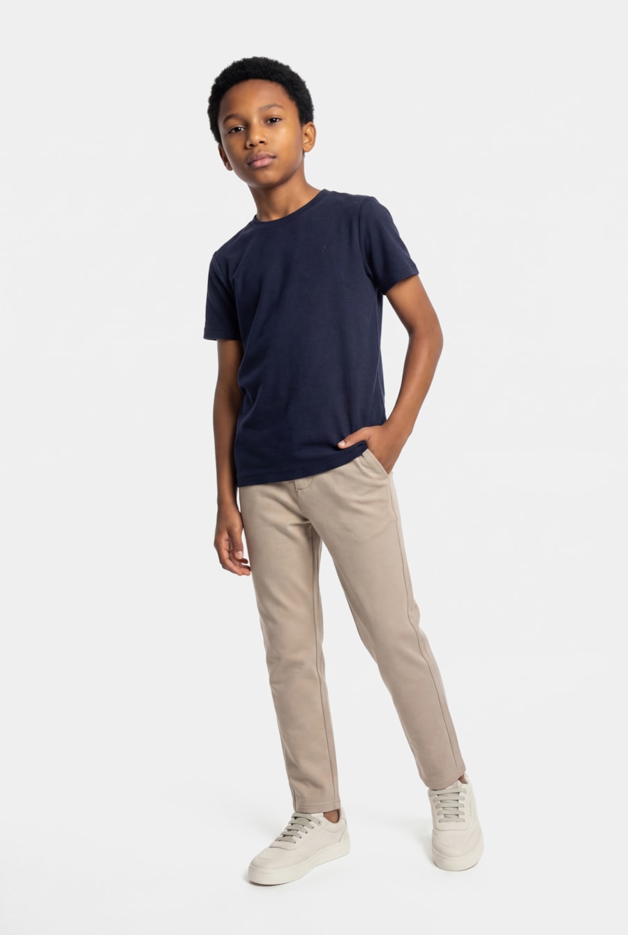 Calça Chino Infantil Comfort Color Marfim 117 — foto 2 de 4