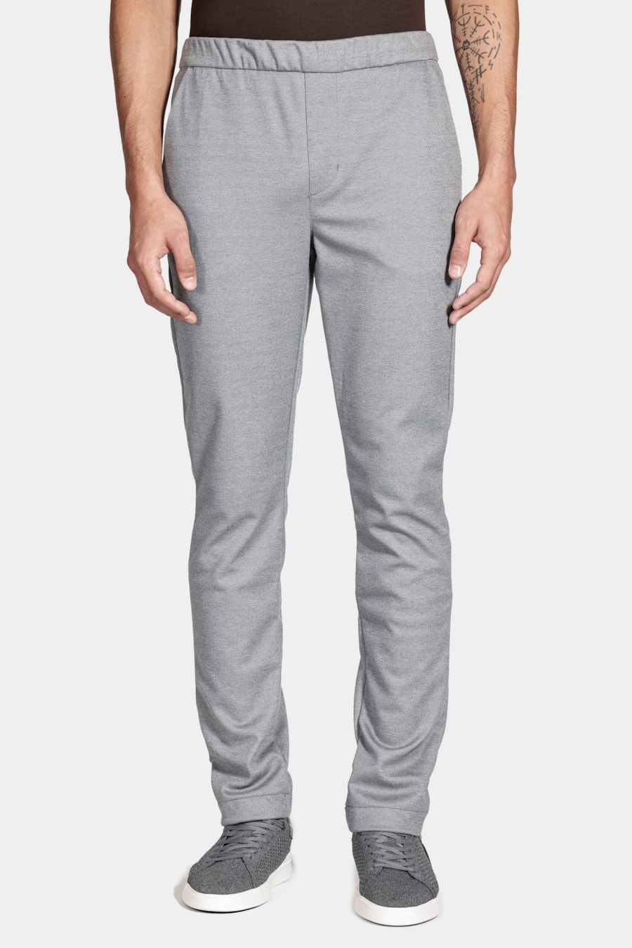 Calça Chino Jogger Alfaiataria Knit Preto — foto 1 de 5