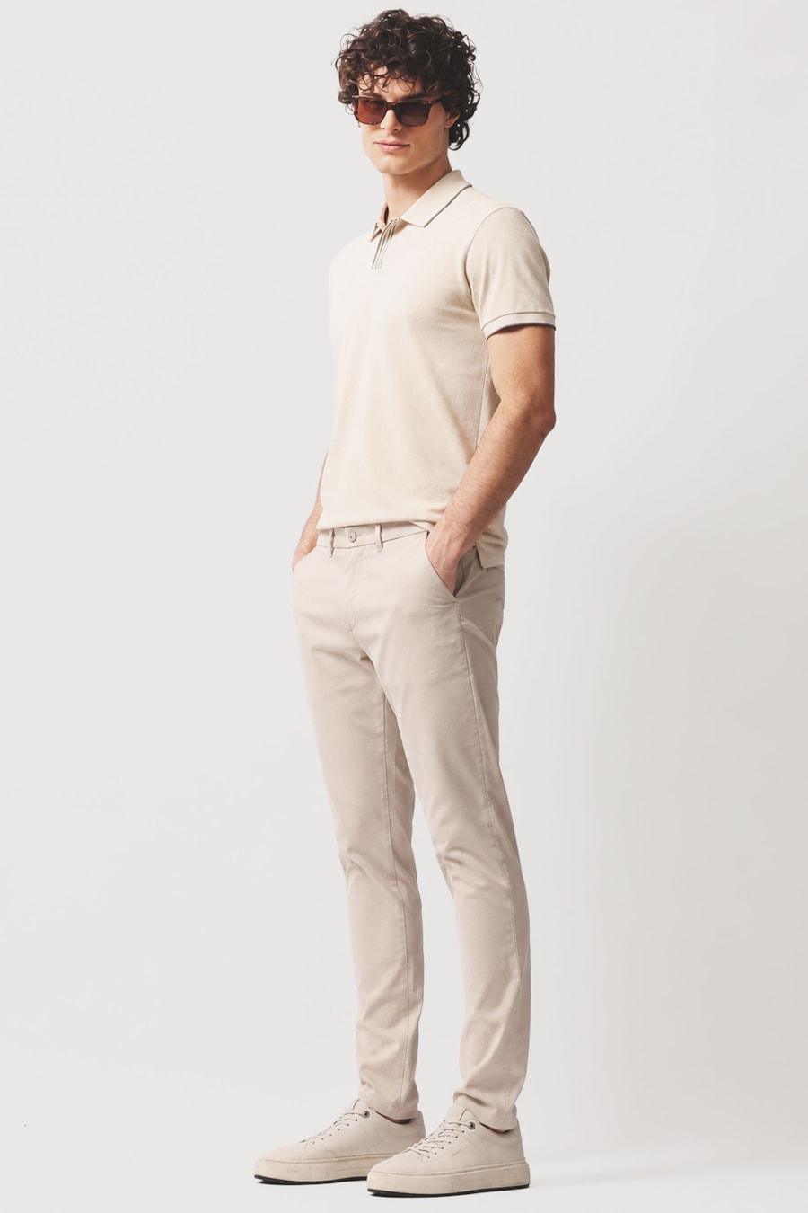 Calça Chino Moovexx Cáqui — foto 2 de 7