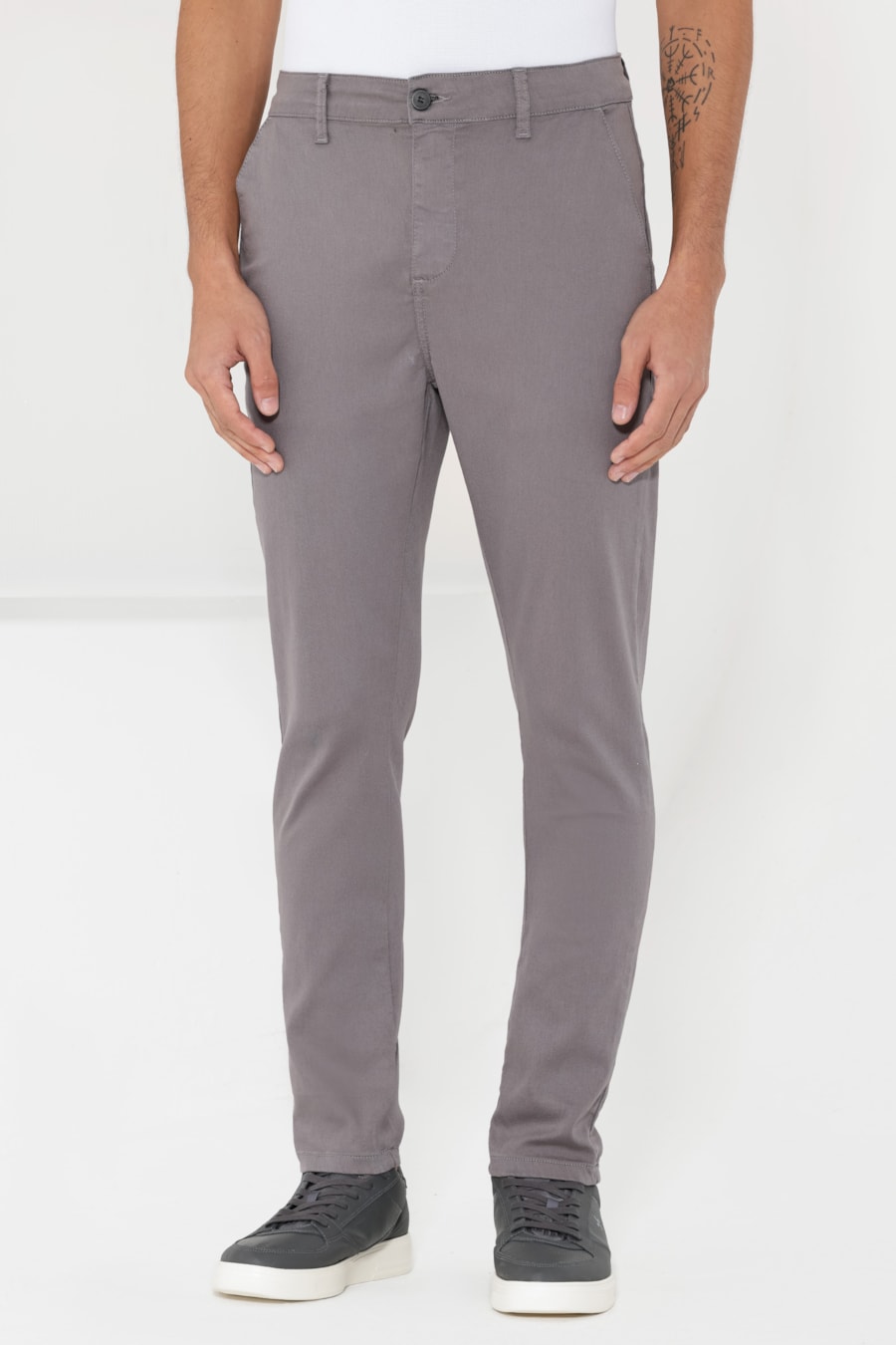 Calça Chino Skinny Antiodor Cinza — foto 1 de 6