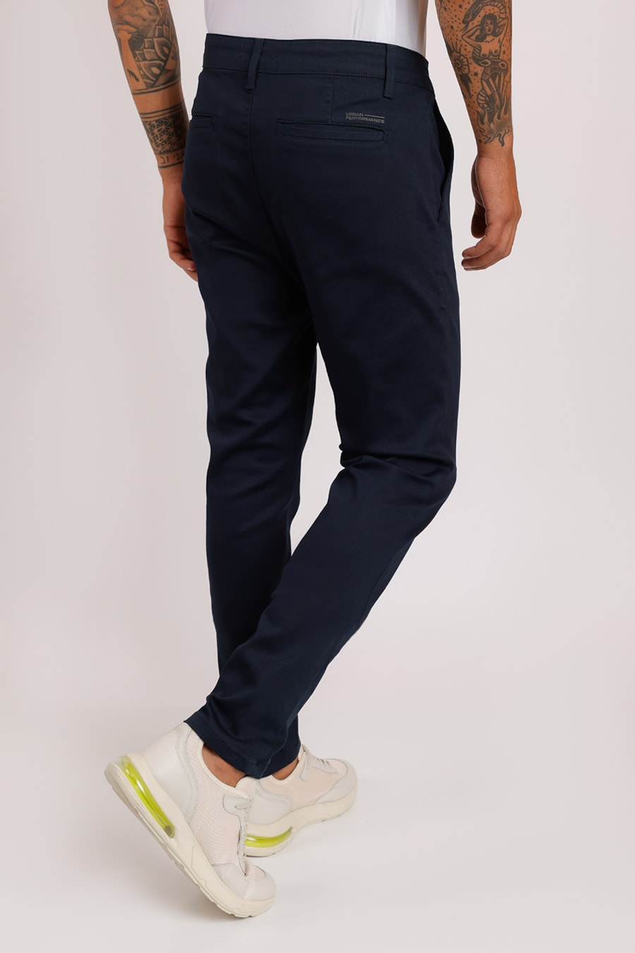 Calça Chino Skinny Antiodor Marinho — foto 5 de 6
