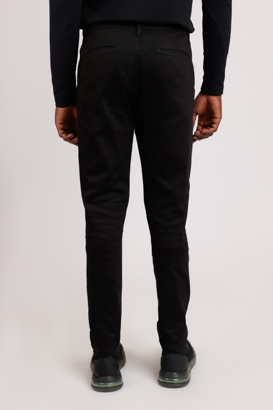 Calça Chino Skinny Antiodor Preto — foto 5 de 6