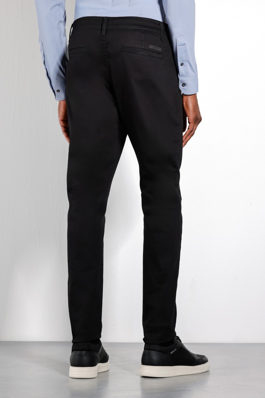 Calça Chino Skinny Antiodor Preto — foto 3 de 6