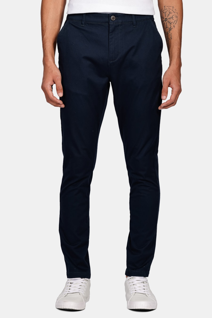 Calça Chino Skinny Clássica Sarja Marinho — foto 1 de 6