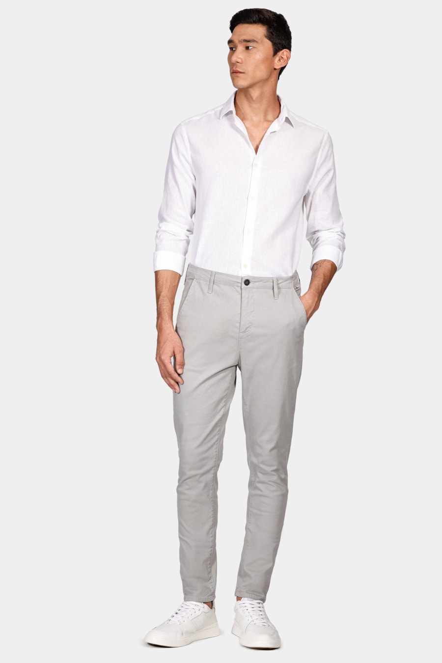 Calça Chino Skinny Sarjada Cinza — foto 2 de 5