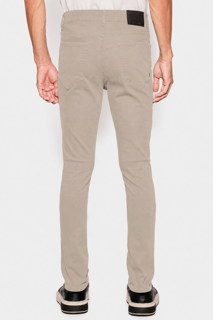 Calça Chino Slim Color Liquid Repeller Areia — foto 5 de 7