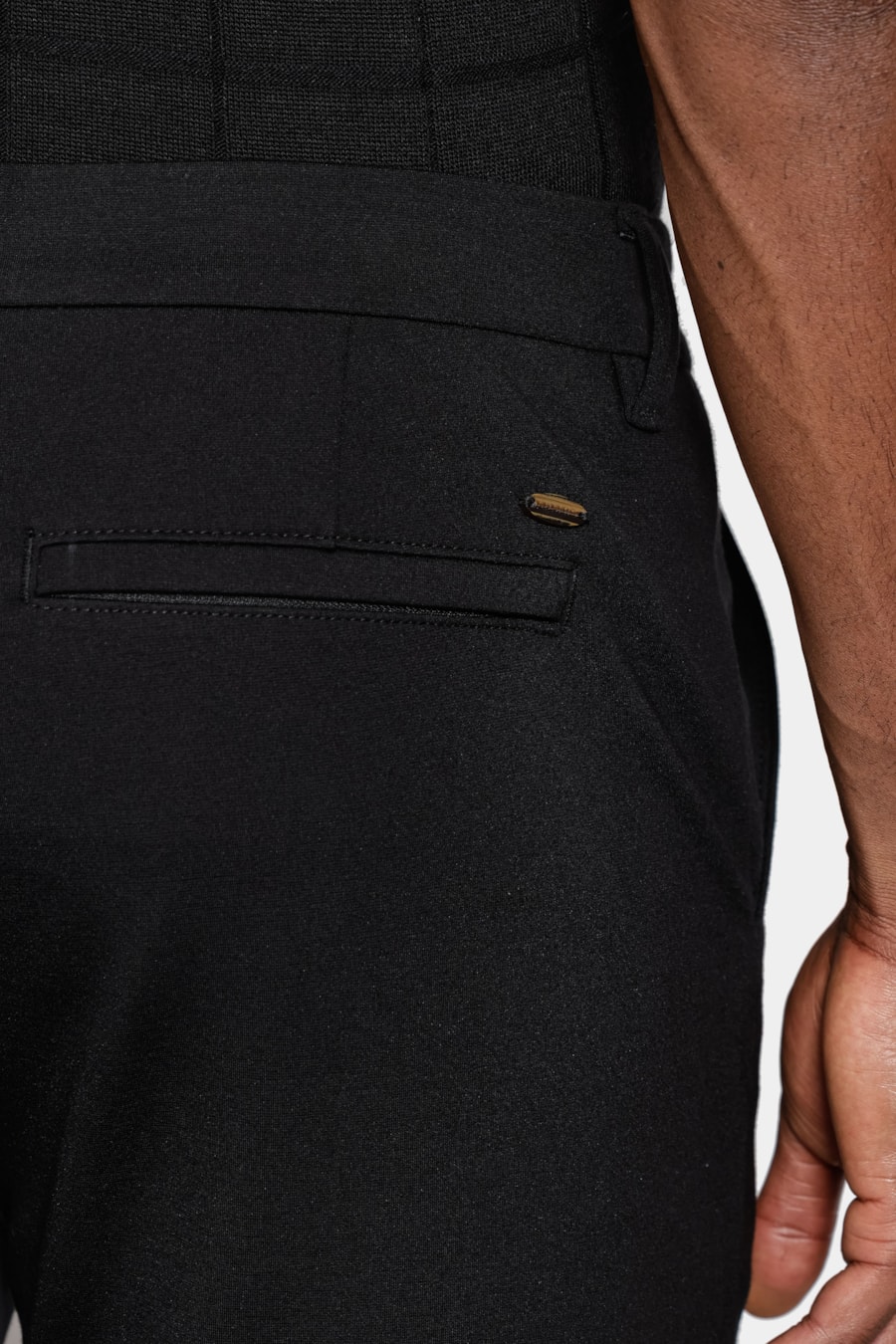 Calça Chino Slim Knit Conforto Preto — foto 4 de 6