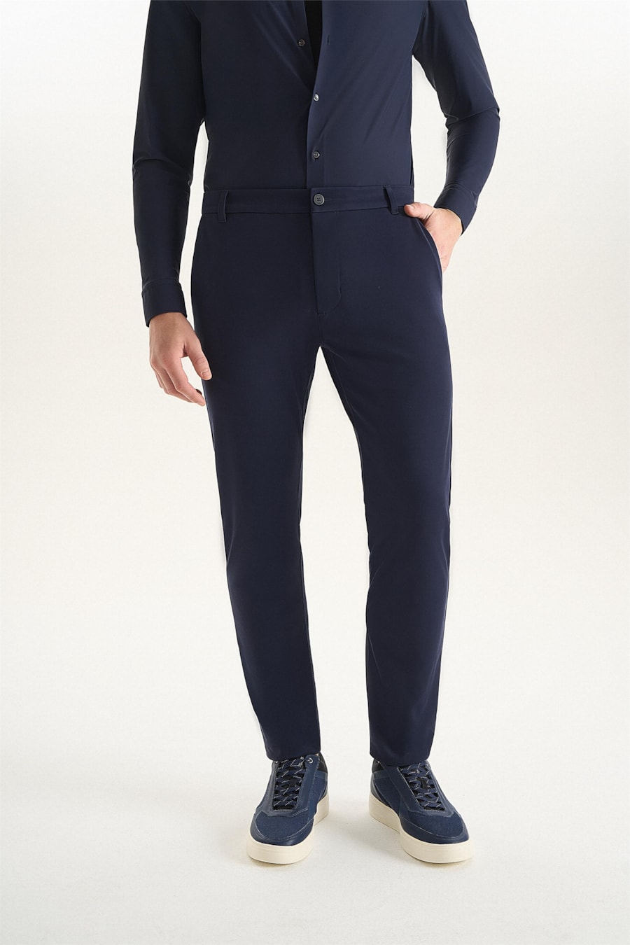 Calça Chino Tech Sanforized Knit Marinho — foto 1 de 4