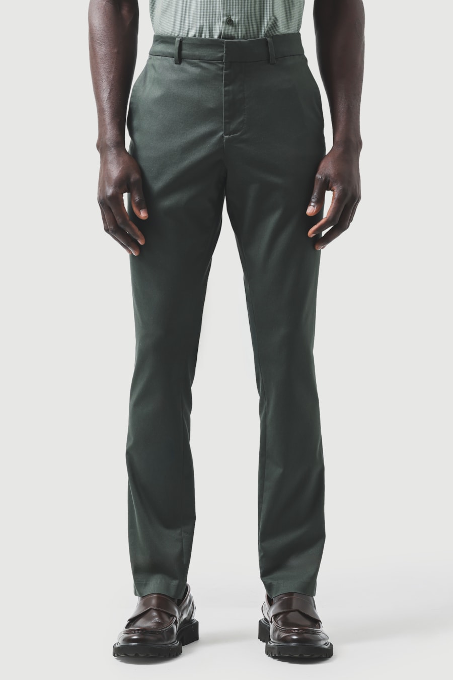 Calça Chino Twill Shine Botanico 118 — foto 1 de 6