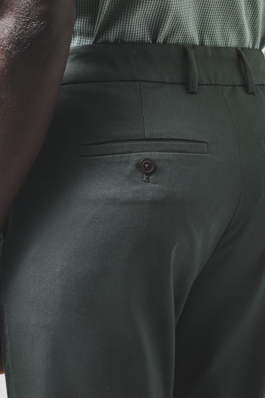 Calça Chino Twill Shine Botanico 118 — foto 4 de 6