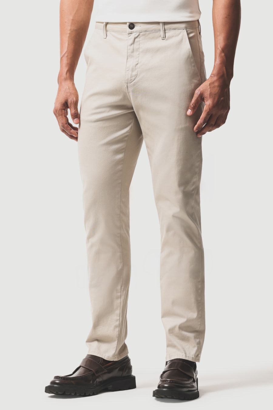 Calça Color Chino Cáqui — foto 1 de 6