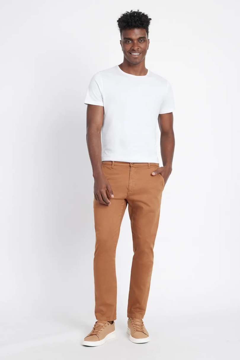Calça Color Chino Caramelo
