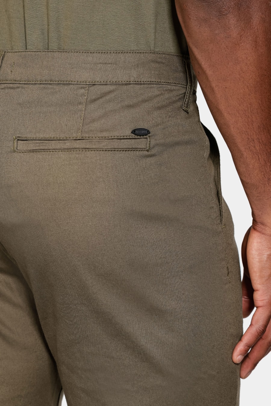 Calça Color Chino Verde Oliva — foto 4 de 6
