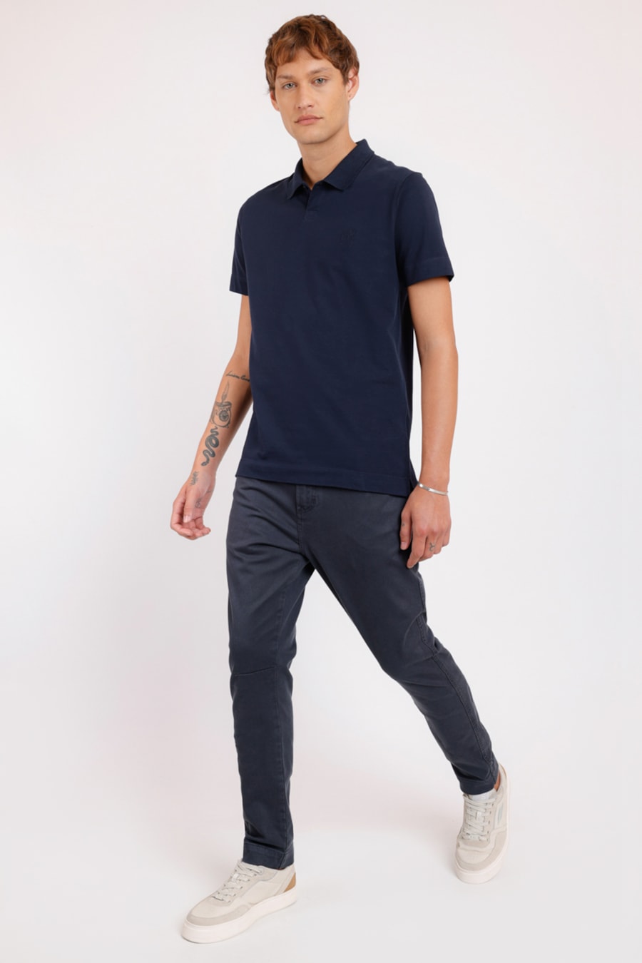 Calça Color Skinny Colab Alexandre Herchcovitch Marinho — foto 2 de 5