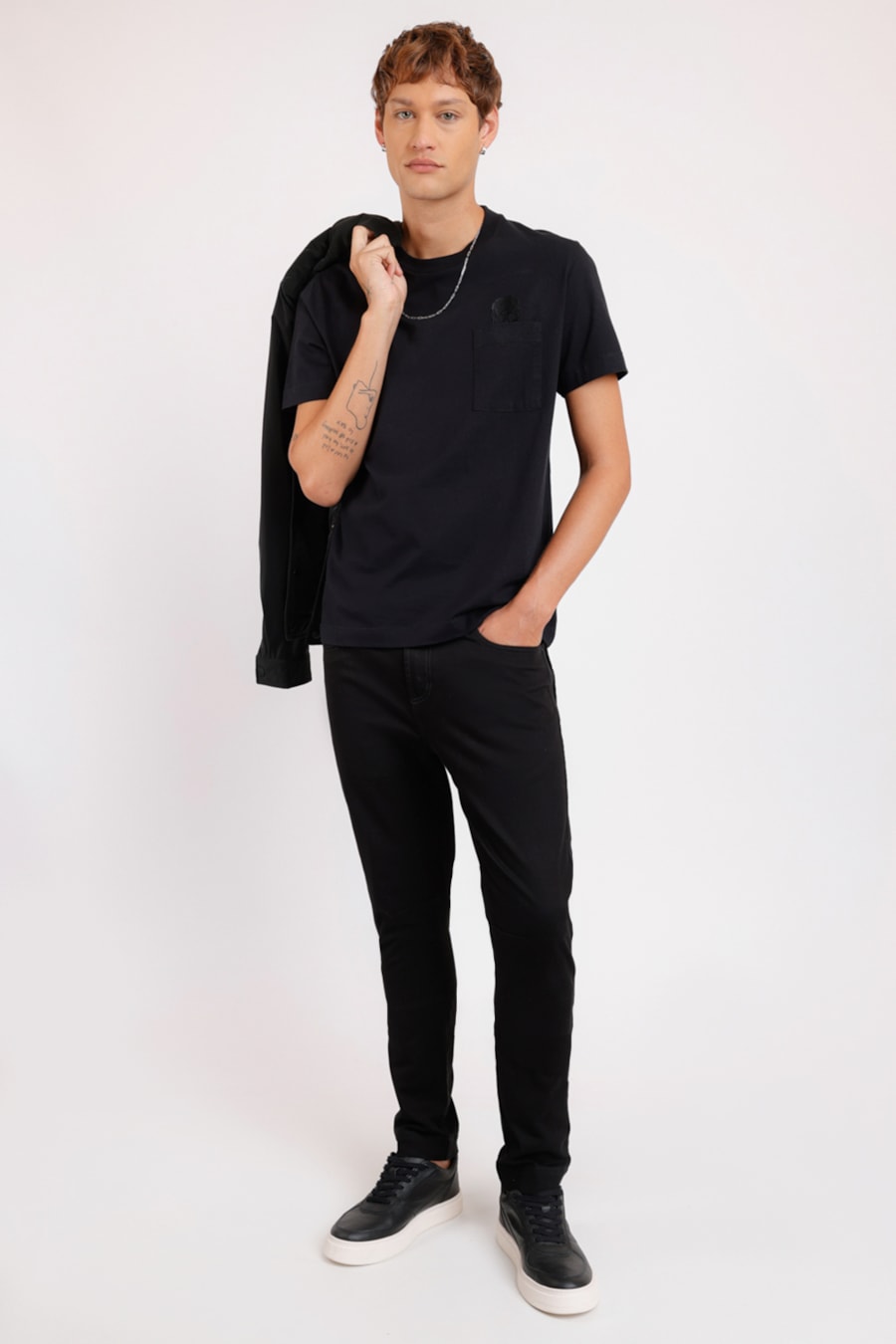 Calça Color Skinny Colab Alexandre Herchcovitch Preto — foto 2 de 5