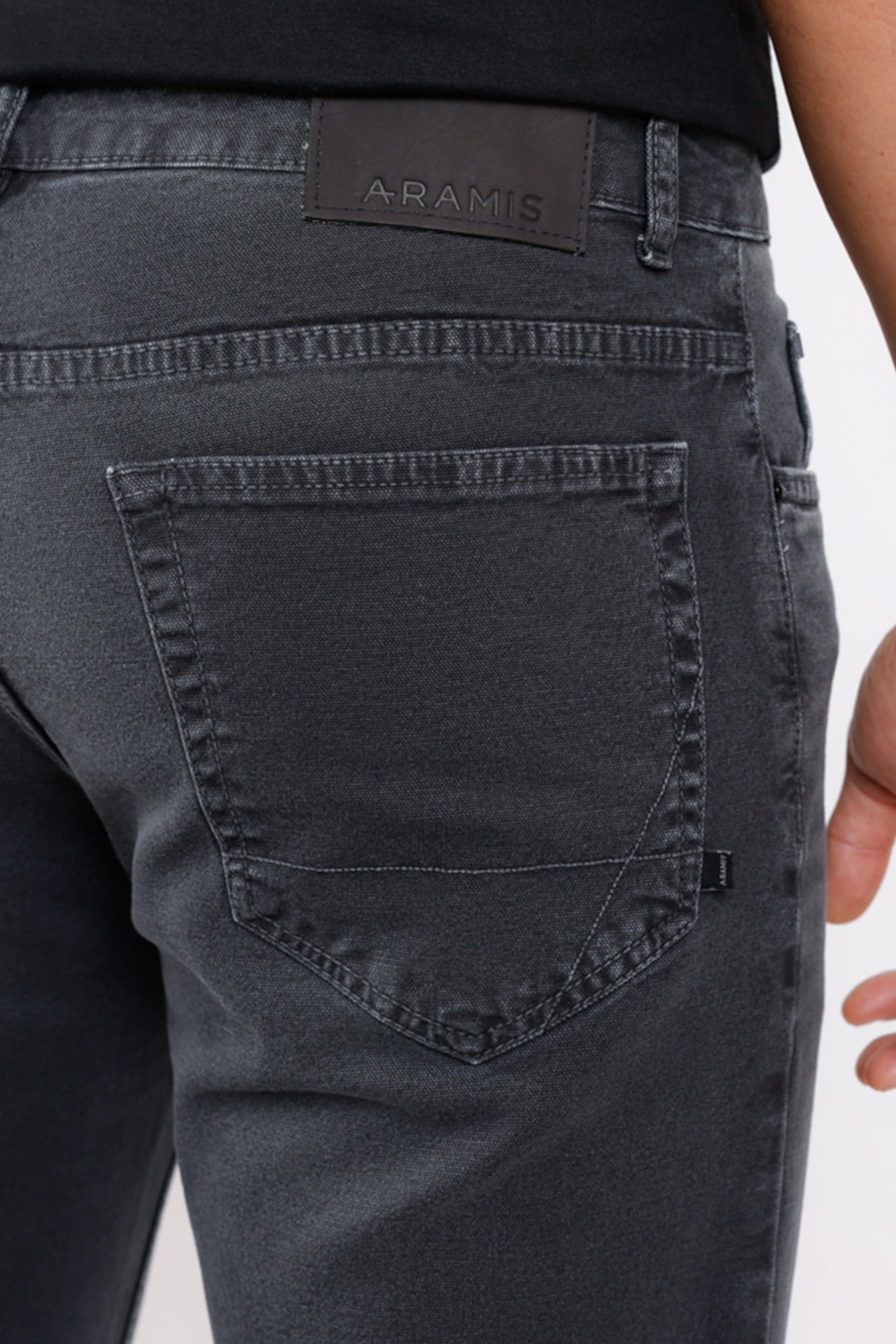 Calça Color Slim Canvas Jateado Chumbo — foto 2 de 3
