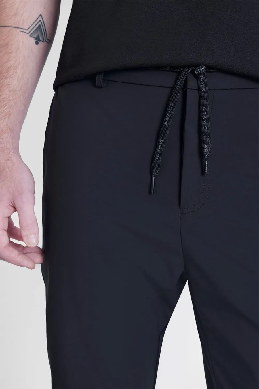 Calça de Nylon Cós Elastico Preto — foto 3 de 5