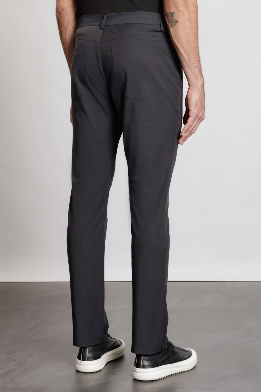 Calça Five Pockets Bonded Preto — foto 5 de 6