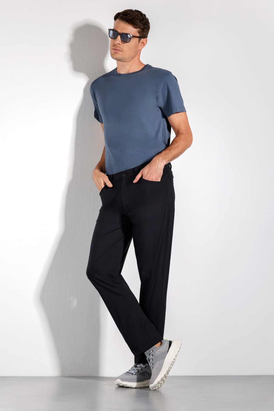 Calça Five Pockets Confort Preto — foto 2 de 3