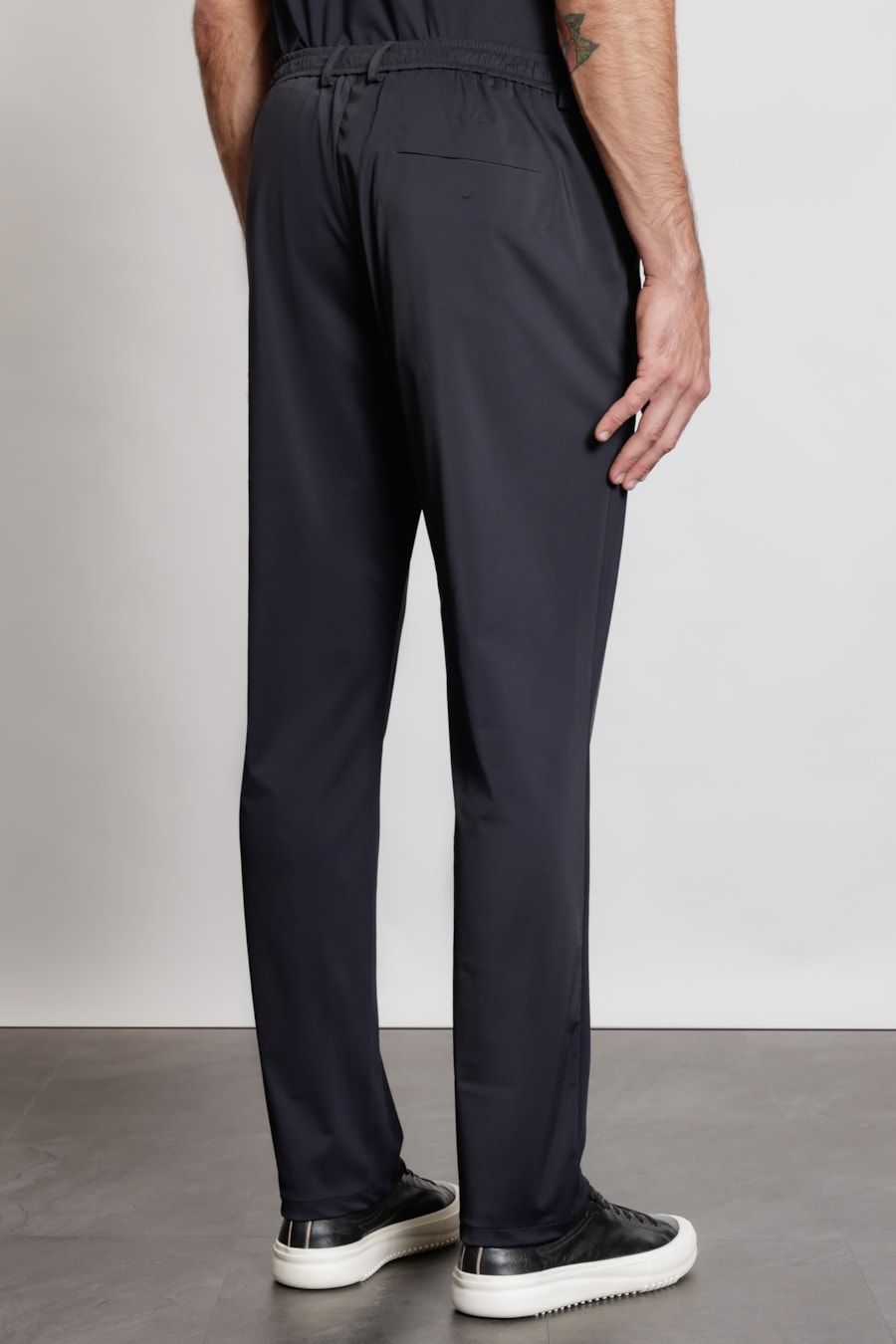 Calça Hiperflex Bolso Magnético Marinho Escuro — foto 5 de 6