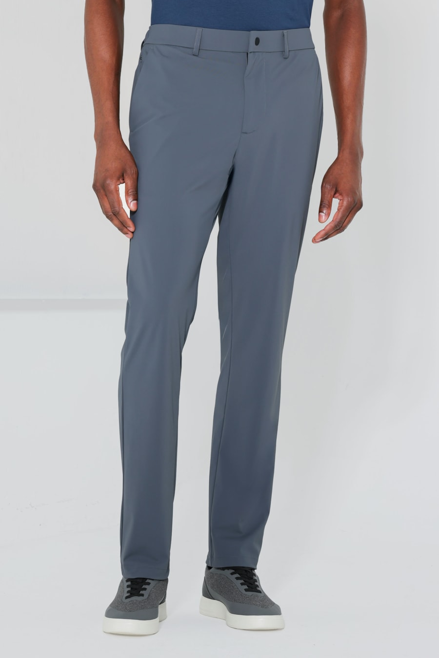 Calça Hiperflex Bolso Zíper Cinza Grafite — foto 1 de 6