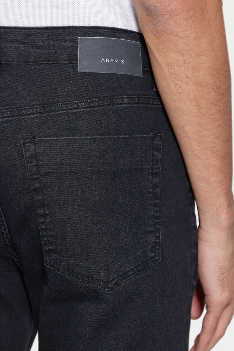 Calça Jeans Regular Black — foto 4 de 6