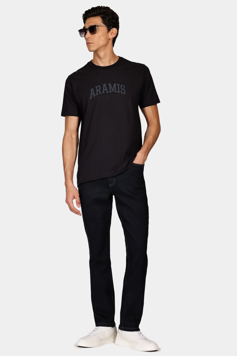 Calça Jeans Regular Black Preto — foto 2 de 5