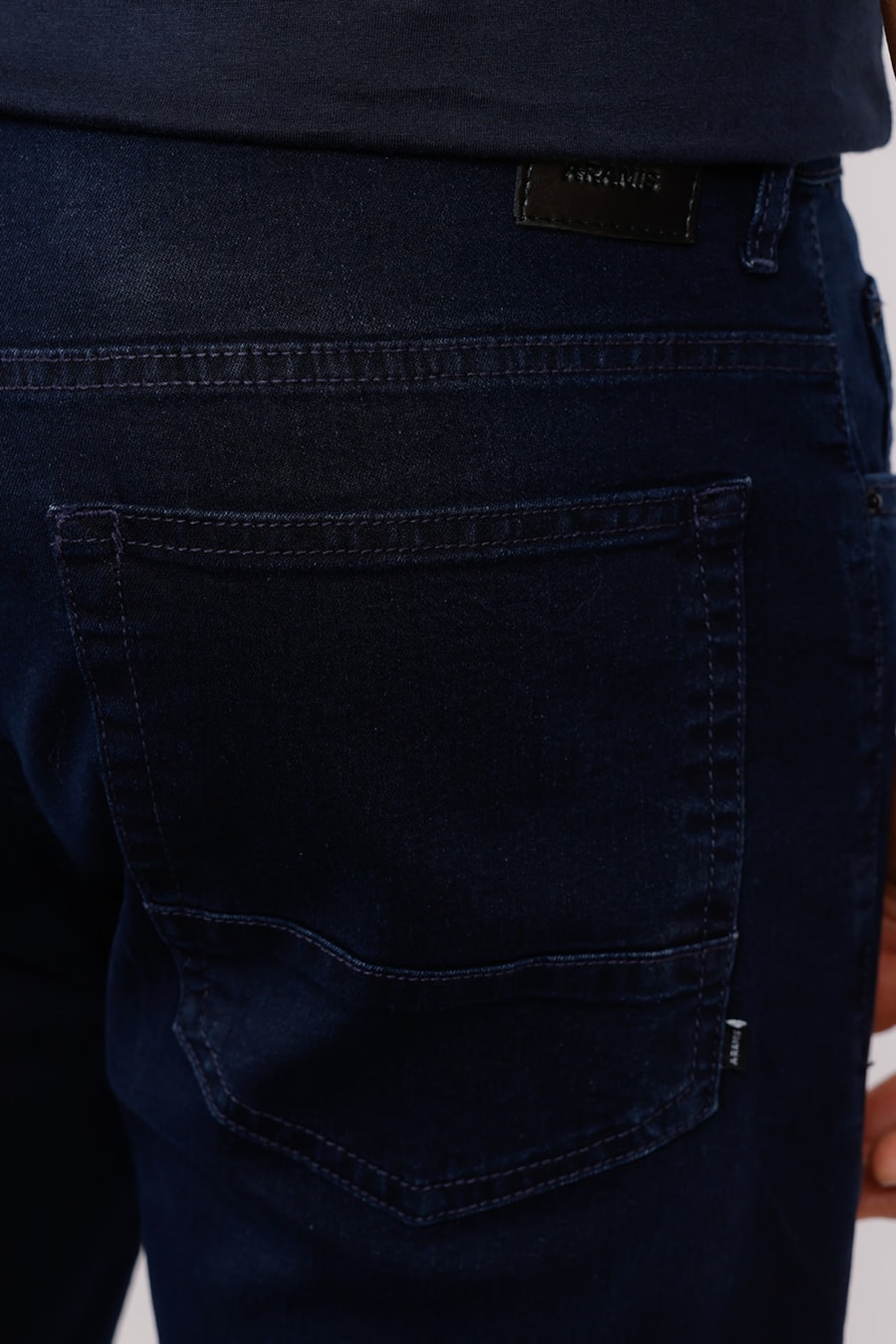 Calça Jeans Regular Blue Bl Stone Azul Escuro — foto 2 de 3