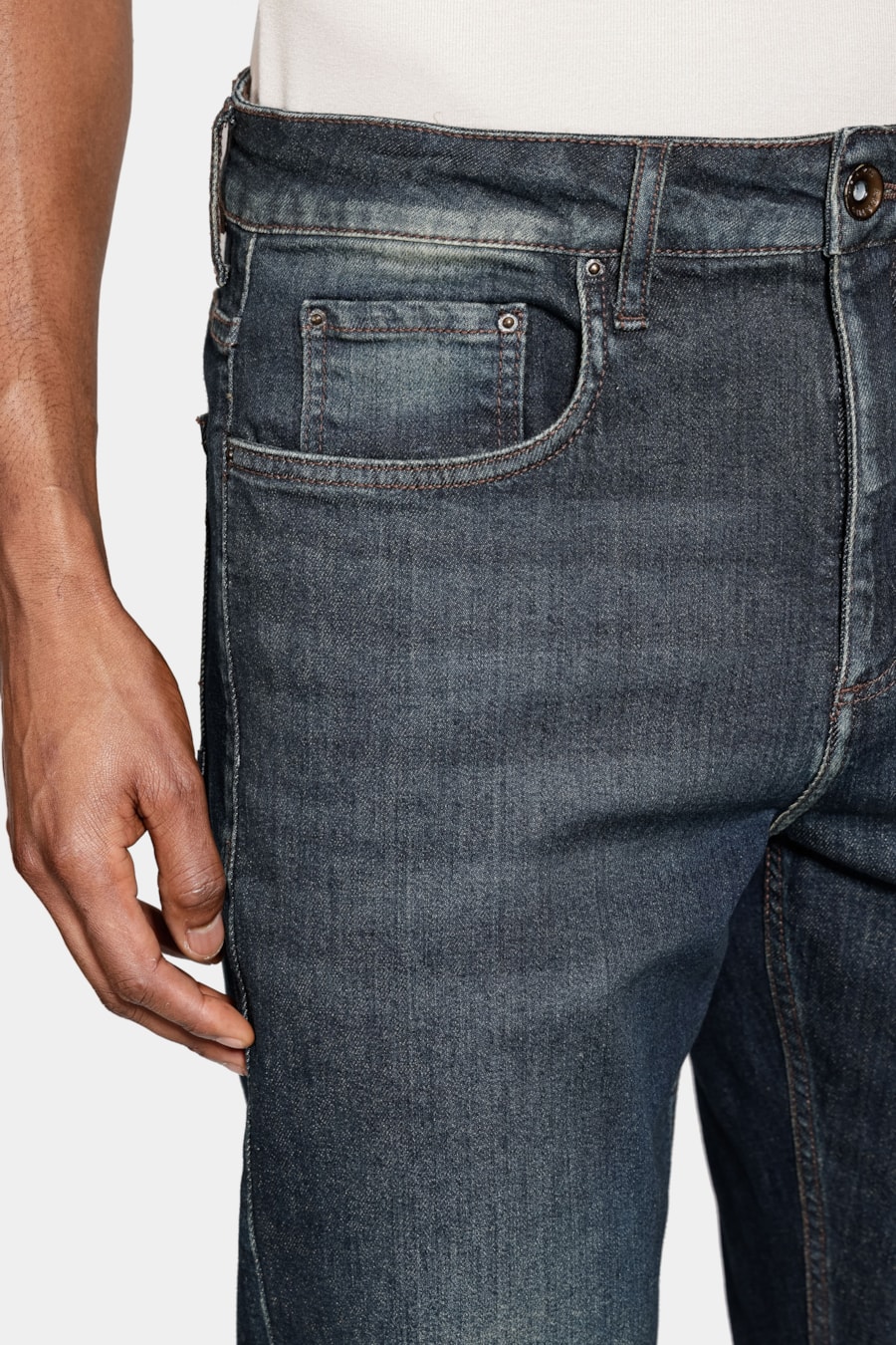 Calça Jeans Regular Blue Sobretinta Azul Escuro — foto 3 de 6