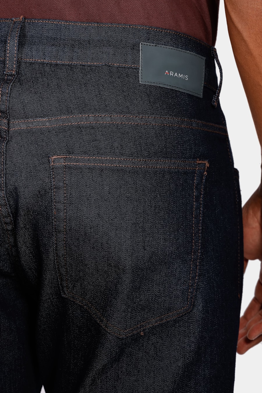 Calça Jeans Regular Escura Azul — foto 4 de 5