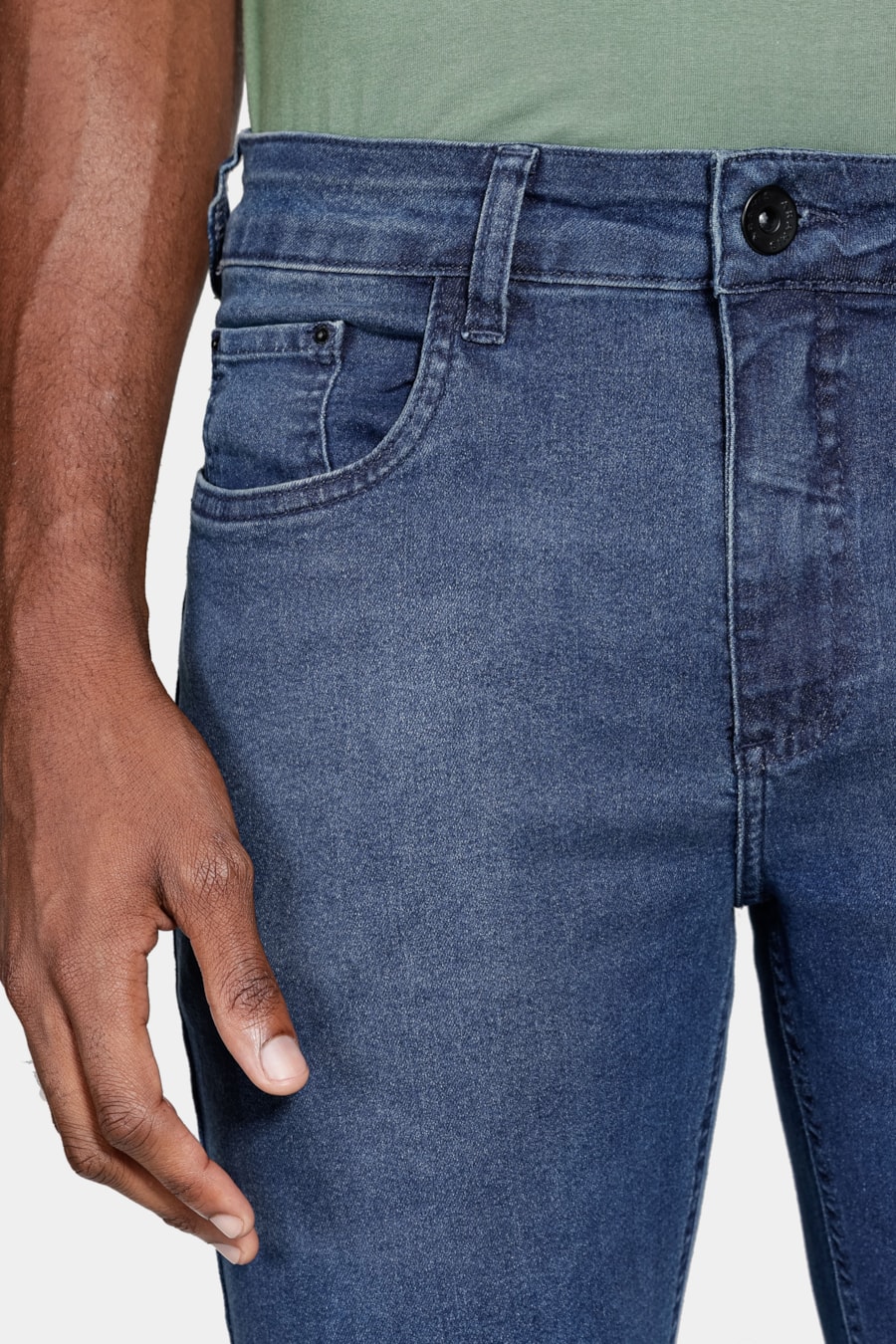 Calça Jeans Regular Stonada Azul Escuro — foto 3 de 6