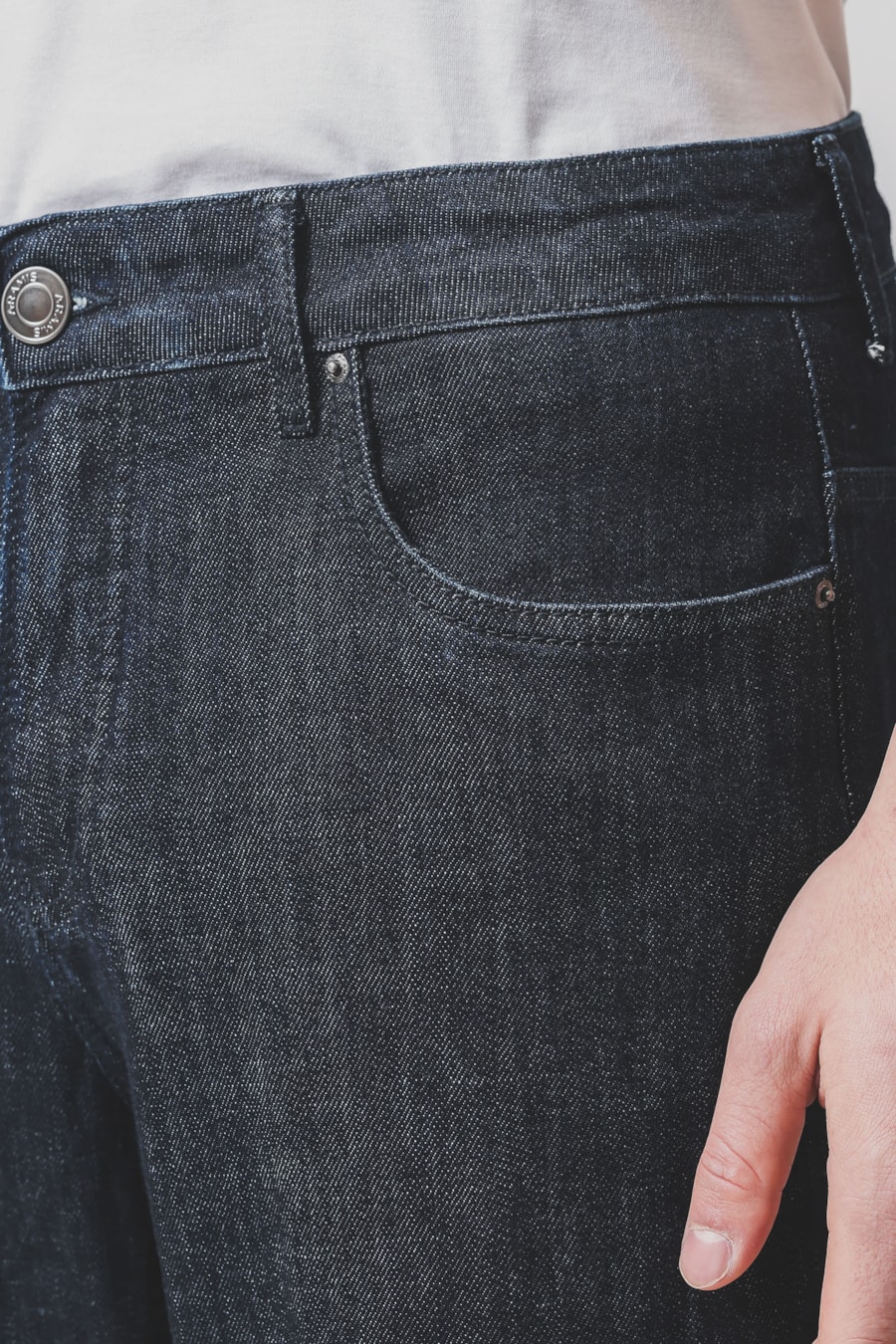 Calça Jeans Reta Amaciada Azul Escuro — foto 3 de 6