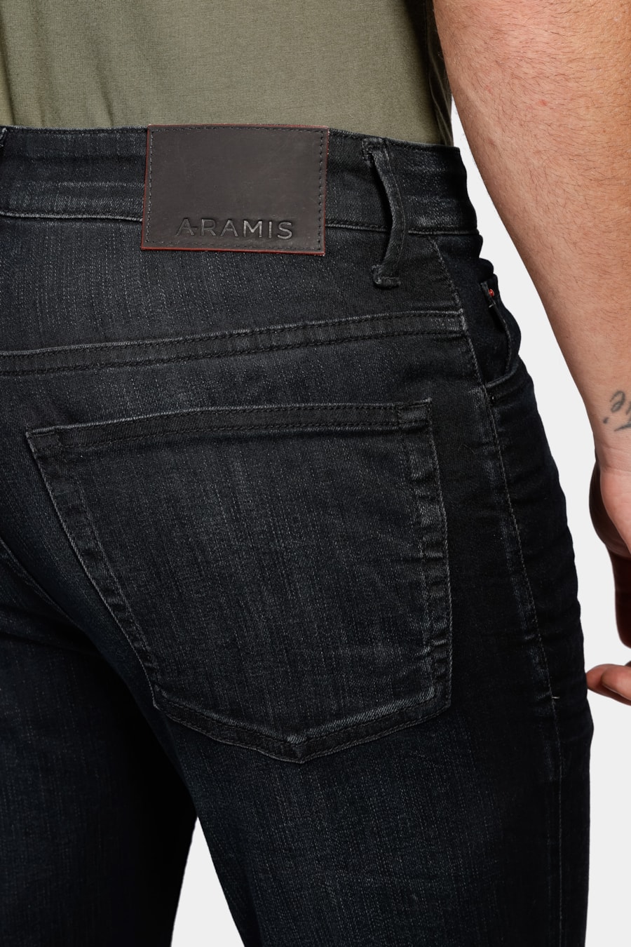 Calça Jeans Skinny Red Black Resinado Preto — foto 4 de 5