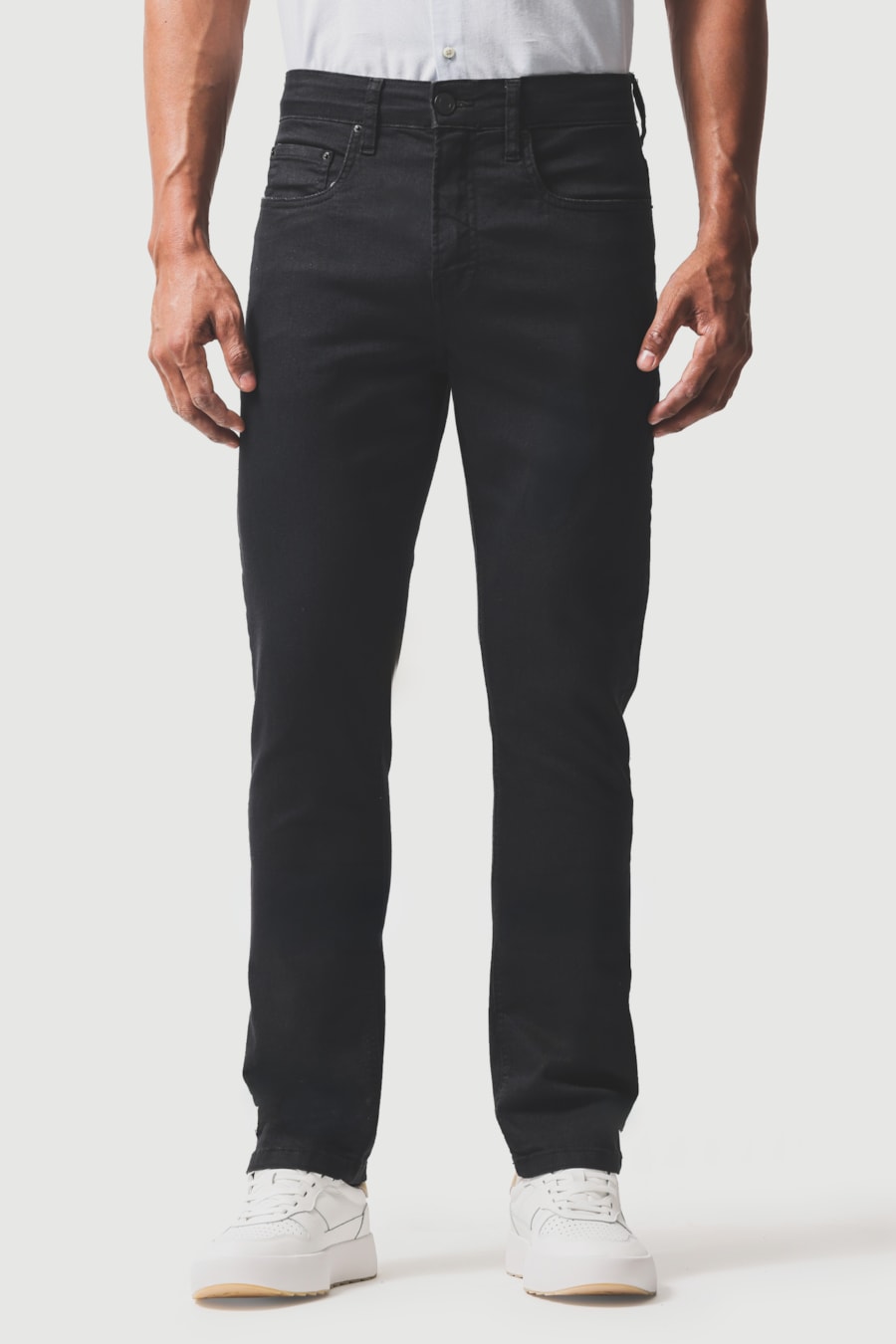 Calça Jeans Slim Amaciada Black Preto — foto 1 de 6
