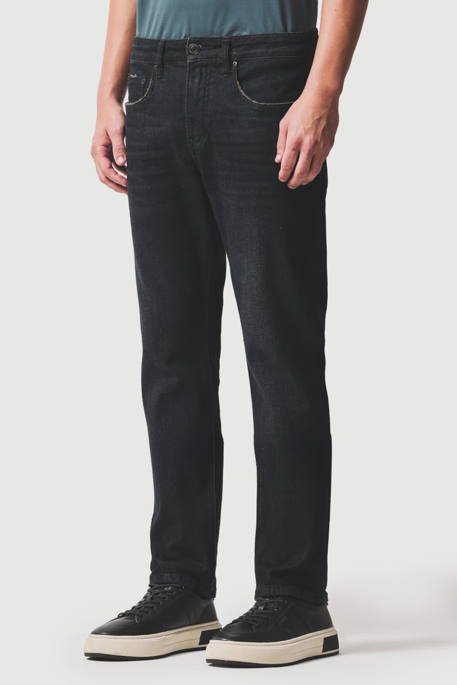 Calça Jeans Slim Amaciada Escuro Azul Escuro — foto 1 de 5