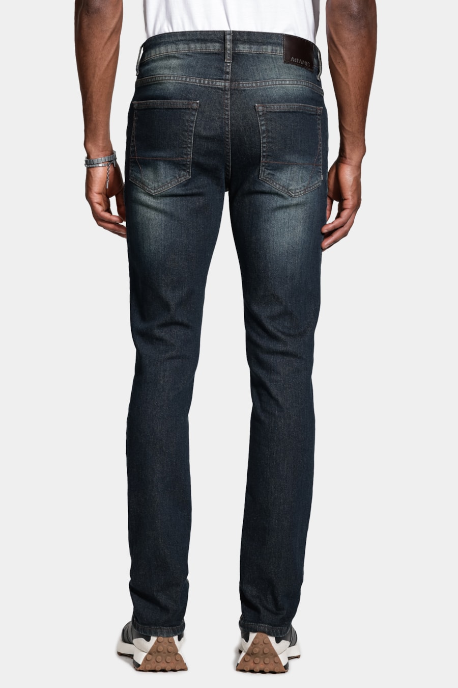 Calça Jeans Slim Com Bolsos Azul Escuro — foto 5 de 6