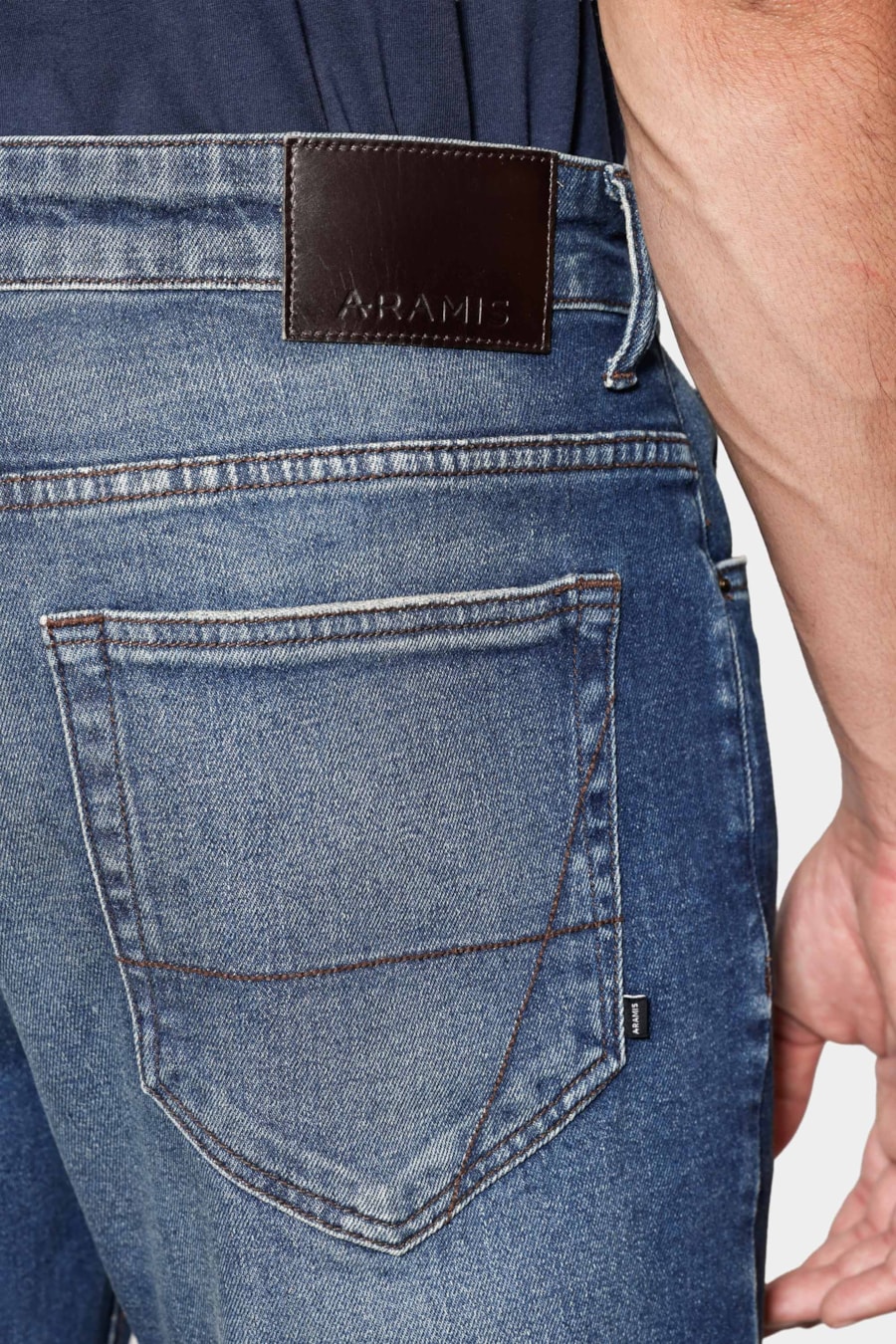 Calça Jeans Slim Escura Stone Azul Escuro — foto 4 de 6