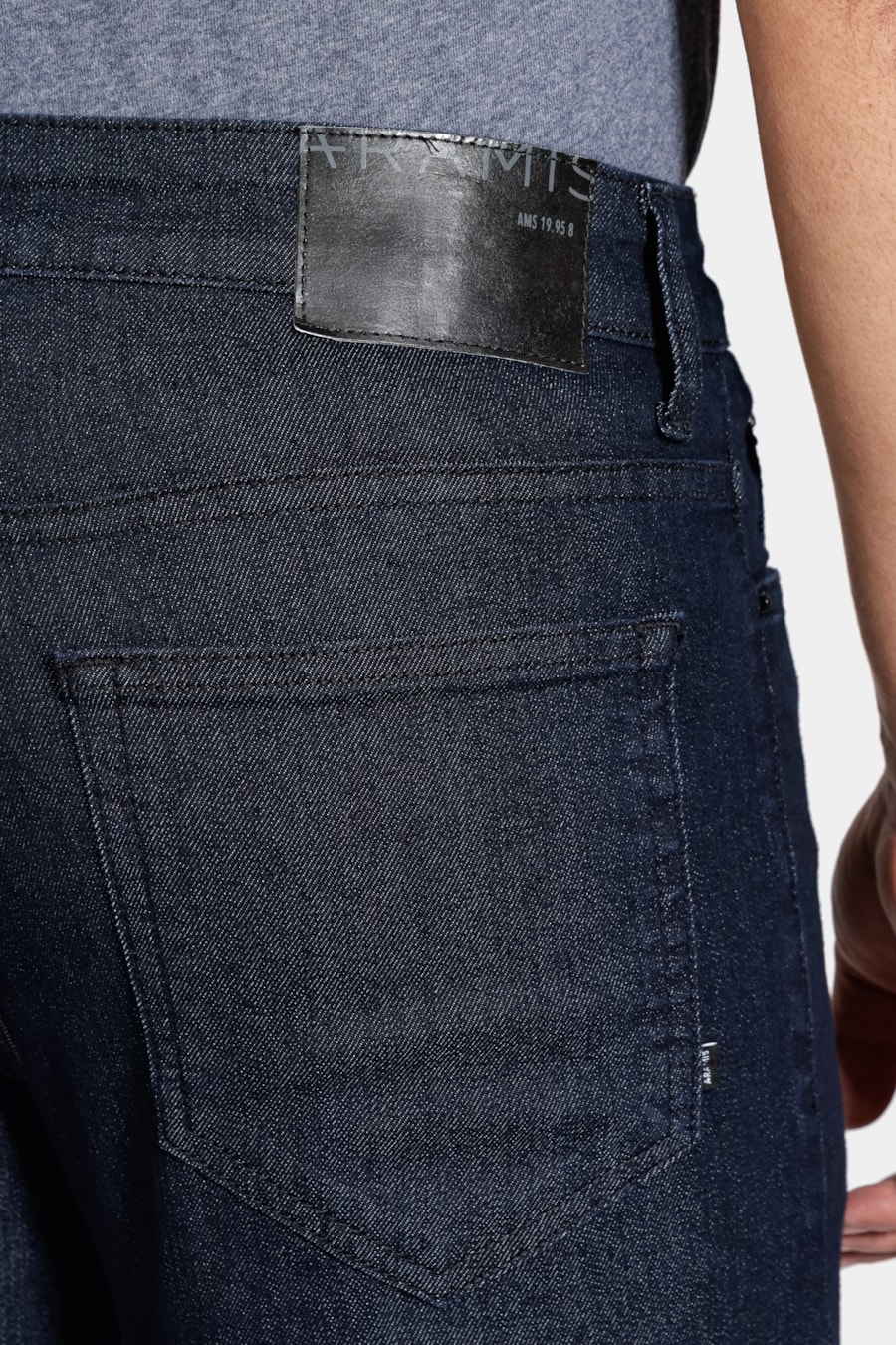 Calça Jeans Slim Intense Azul Escuro — foto 4 de 6